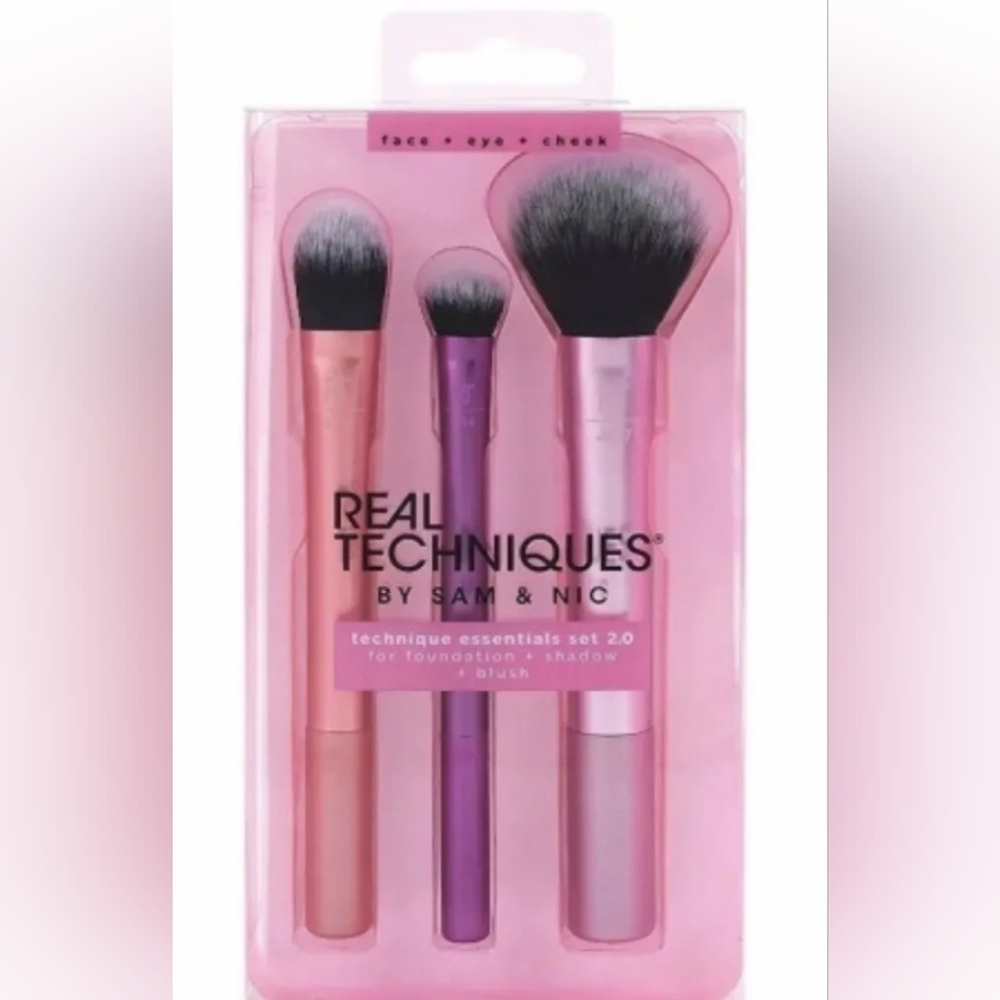 REAL TECHNIQUES MAKEUP BRUSH SET ✨️